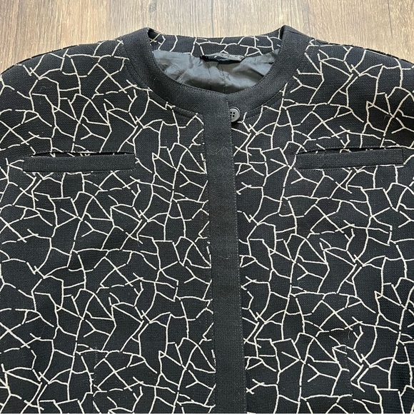 Gianni Versace Vtg Black White Wool Shearling Coat Button Jacket Retro Y2W 10 - Picture 9 of 17